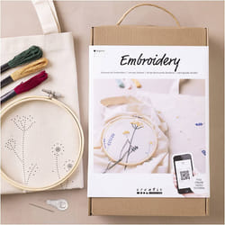 Creativ Company 970851 dessin de broderie Fleurs
