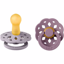 Choisir une tétine ne signifie pas faire des concessions sur le modernisme du design. La tétine Boheme Natural Rubber au desi ...