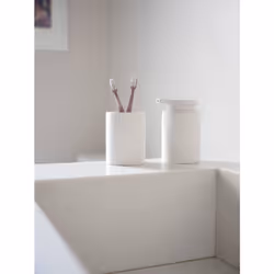 Zone Denmark Karma Blanc Distributeurs de salle de bain