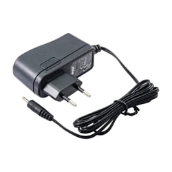 Akyga Universal Tablet Adapter AK-TB-01 5V/2A 10W DC 2.5x0.7mm adaptateur de puissance & onduleur Intérieure Noir