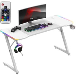 Bureau gaming - HUZARO - Hero 3.3 - Éclairage LED - Plateau 140 cm - Tapis XXL inclus