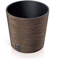 La collection Furu présente ce potier de couleur beige et avec des dimensions de 25 x 25 x 24,7 cm, avec une capacité de 7,5  ...