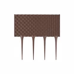 Fabriqué en plastique Mesure 390 cm de long, 18.65 cm de hauteur Disponible en couleur brun