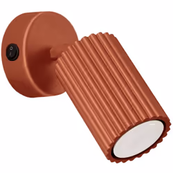 La série KARBON est une collection très moderne de lampes avec une texture nervurée unique, disponible dans différentes confi ...
