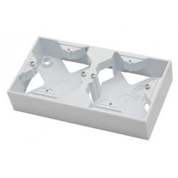Ospel PNP-2R/00 boitier de prise de courant Blanc