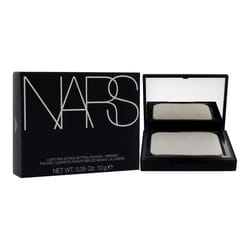 NARS Poudre Fixante Visage Compacte Light Reflecting™ Cristal Translucide 10 g - Finition Parfaite et Luminosité Naturelle