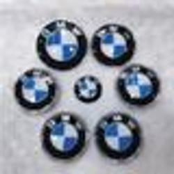 Kit demblèmes - BMW - 7 Badge LOGO Carbone - 82mm Capot - 74mm Coffre - 68mm Cache Moyeu