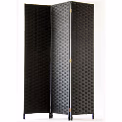 Paravent fabriqué en fibres naturelles avec 3 panneaux coloris noir. Design et très pratique. Dimensions : H180 x 135 cm. Dim ...