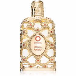 Ce qui fait la magie de ce parfum, c’est qu’il est adapté aussi bien aux hommes qu’aux femmes. Chacun y trouve son bonheur, e ...