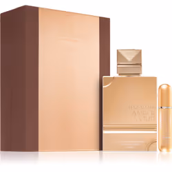 Ce qui fait la magie de ce parfum, c’est qu’il est adapté aussi bien aux hommes qu’aux femmes. Chacun y trouve son bonheur, e ...