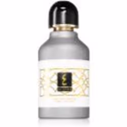 Ce qui fait la magie de ce parfum, c’est qu’il est adapté aussi bien aux hommes qu’aux femmes. Chacun y trouve son bonheur, e ...