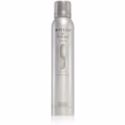 Le produit coiffant Biosilk Silk Therapy Shine On souligne votre coiffe et aide à garder sa forme pendant une longue période.