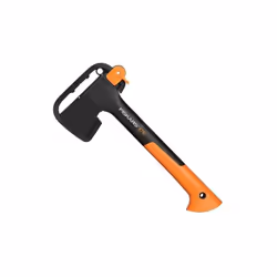 Description générale La hachette universelle Fiskars X7 - XS est conçue pour fendre des petites bûches et couper du bois de c ...