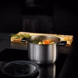 Pot Fiskars Hard Face; 5 l