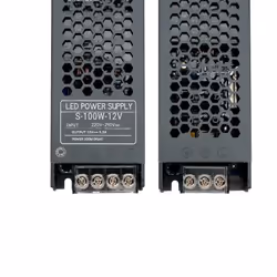 Description générale Transformateur 220V 12V compatible avec tous les rubans LED et produits d'éclairage LED fonctionnant en  ...