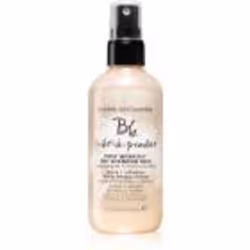 Le shampooing sec Bumble and bumble Pret-À-Powder Post Workout Dry Shampoo Mist redonne du volume et de la fraîcheur à votre  ...