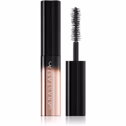 Le mascara Anastasia Beverly Hills Lash Brag Mini donne à vos cils de la longueur et un beau volume.