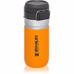 La gourde isotherme Quick Flip Go Bottle de Stanley va vous permettre de rester hydraté, même lors de longues randonnées dans ...