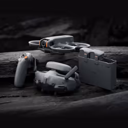 DJI Avata 2 Fly More Combo (3 Batteries) 4 rotors Quadcoptère 12 MP 3840 x 2880 pixels 2150 mAh Noir