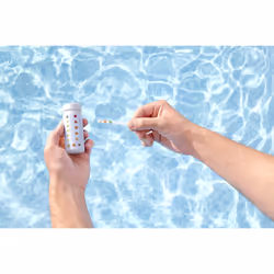 Bestway AquaClear Kit d’accessoires pour piscine avec aspirateur, épuisette, diffuseur de produits de traitement, bandelettes de test 3 en 1, patchs de réparation