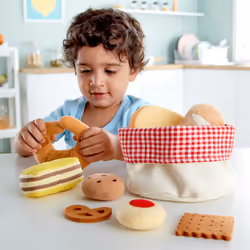 Hape TODDLER BREAD BASKET