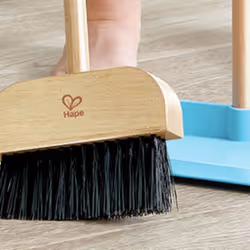 Hape Clean Up Broom Set - Vue supplémentaire 6