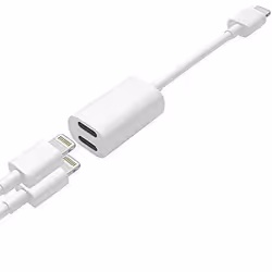 Hobby Tech Adaptateur compatible avec iPhone 7 / 8 / X / XS vers double connecteur Ligthning Blanc