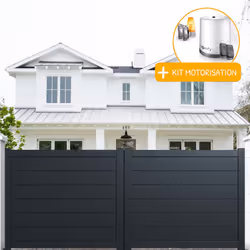 Caractéristiques du portail aluminium coulissant plein en kit + motorisation Le portail aluminium coulissant plein est motori ...