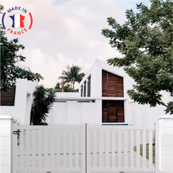 Caractéristiques du portail aluminium coulissant ajouré en kit Le portail aluminium coulissant ajouré coulisse manuellement v ...