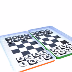 The Purple Cow To Go - Chess Jeu de société Traditionnel