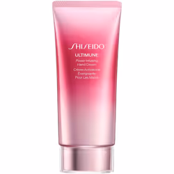 La crème Shiseido Ultimune hydrate parfaitement la peau de vos mains et lui apporte les éléments nutritifs dont elle a besoin ...