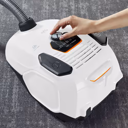 AEG VX7-2-IW-S 3,5 L Aspirateur réservoir cylindrique Sec 650 W Sac à poussière