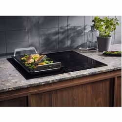 Electrolux CIL63443 Noir Intégré 60 cm Plaque avec zone à induction 4 zone(s) - Vue supplémentaire 9