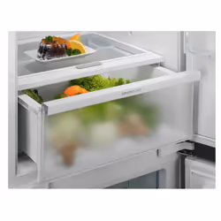 Electrolux ENG7TE18S réfrigérateur-congélateur Intégré 256 L E Blanc - Vue supplémentaire 7