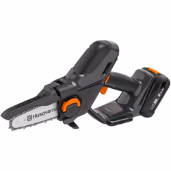 La scie de jardin 18 V Aspire P5-P4A de Husqvarna incarne la flexibilité et la performance pour les travaux de jardinage. Com ...