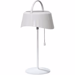 La lampe de table solaire LED CERVIA se compose d'un pied en plastique blanc sur lequel est fixé un abat-jour incurvé et régl ...