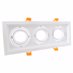Le Support Spot GU10 LED Encastrable Triple Projecteur éclairera à la perfection une grande pièce. Caractéristiques du Suppor ...