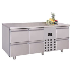 Combisteel 7489.538 table de préparation réfrigérée