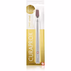 La brosse à dents Curaprox CS 12460B Velvet maintient la santé et la beauté de vos dents. Elle élimine efficacement la plaque ...
