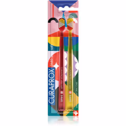 La brosse à dents Curaprox Limited Edition Circus maintient la santé et la beauté de vos dents. Elle élimine efficacement la  ...