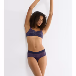 Triumph Body Make-Up Illusion Lace Bas de maillot de bain taille haute Bleu foncé - Vue supplémentaire 5