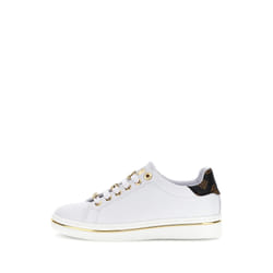 Baskets femme Guess Stasey