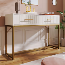 Description générale Cette commode allie un style luxueux et moderne avec une forme simple et élégante, ornée de nervures déc ...