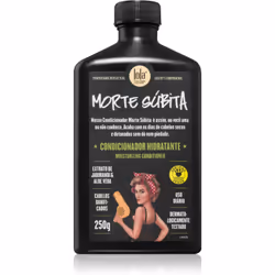 En lavant vos cheveux, le shampoing ouvre les cuticules qui constituent la structure superficielle du cheveu. Il est donc imp ...