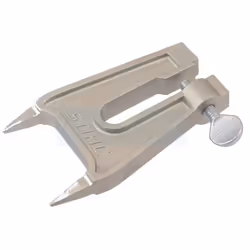 Modele leger et pratique. Enfoncement aise dans le bois et fixation facile du guide. Accessoire d'origine Stihl.