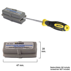 A Forged Tool 05411185 aimant de loisirs créatifs
