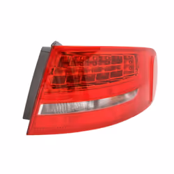 Feu arrière MAGNETI MARELLI 714021590801