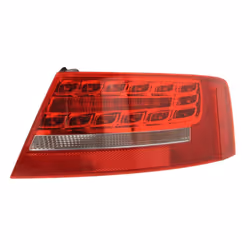 Feu arrière MAGNETI MARELLI 714021690811
