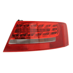 Feu arrière MAGNETI MARELLI 714021690811
