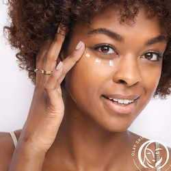 Olay Crème suprême anti-rides, anti-bouffissures et anti-cernes pour les yeux de 15ml - Vue supplémentaire 6